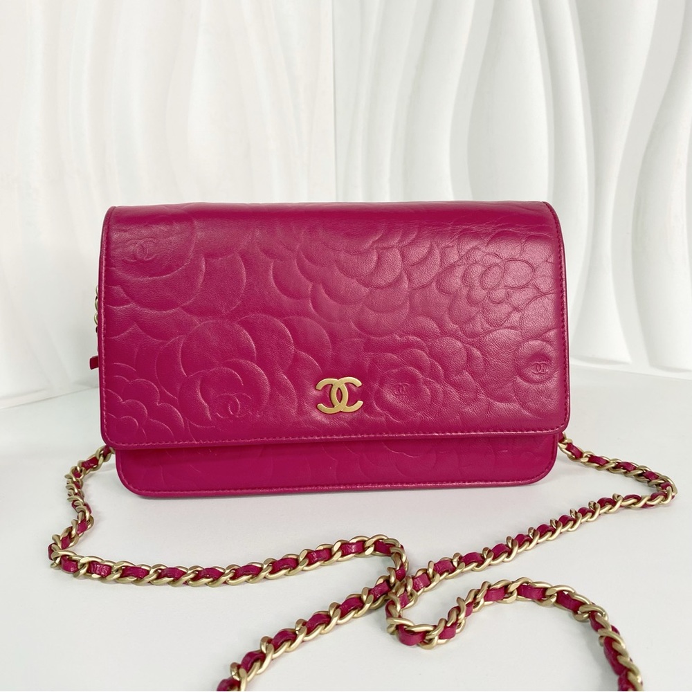 Chanel Camellia Chain Wallet Shoulder Bag Pink